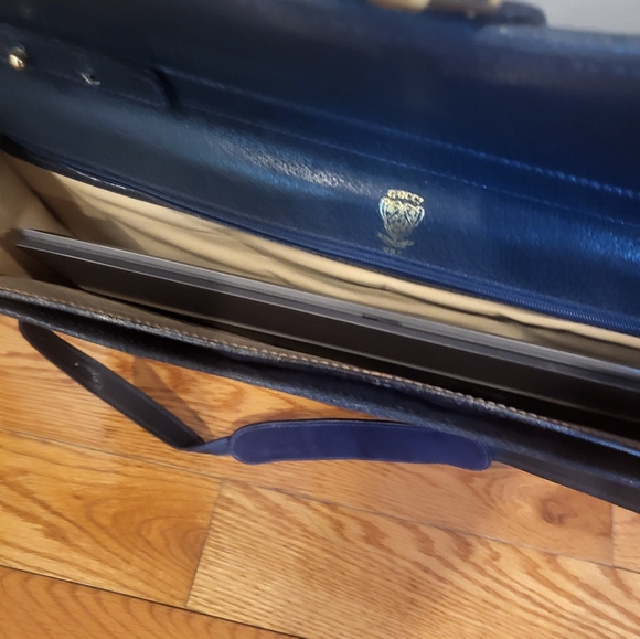 100% Authentic GUCCI LAPTOP BAG - Picture 8 of 15